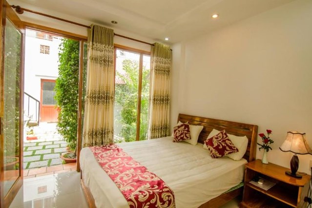 Phòng 2 Hướng vườn